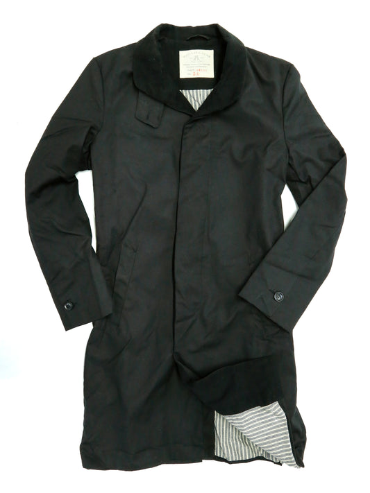 Klassischer Mantel aus Oilskiin in schwarz- SLIM FIT in S und XL